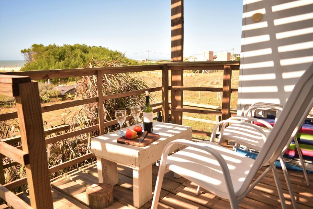 El Palafito Aparthotel La Pedrera Exterior photo